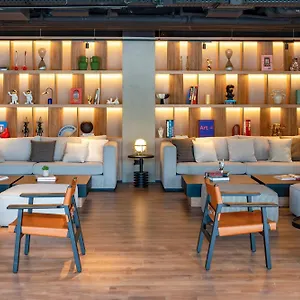 4* מלון Innside By Melia Valdebebas