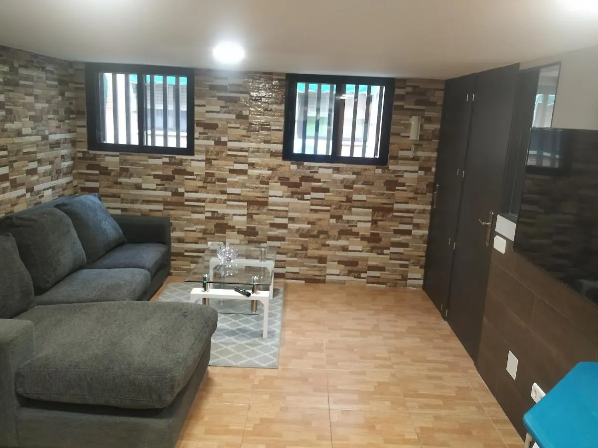 Apartamentos Deluxe Barajas Madri